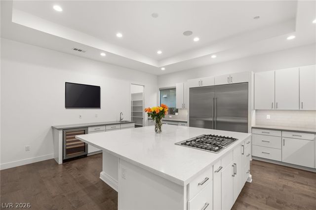 15 Gemstar Lane, Las Vegas, NV 89135