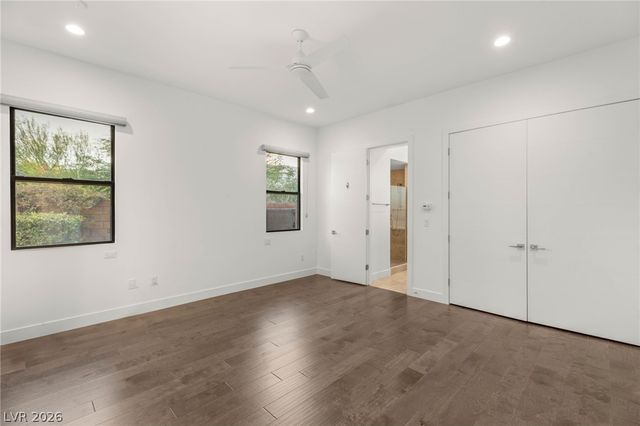 15 Gemstar Lane, Las Vegas, NV 89135