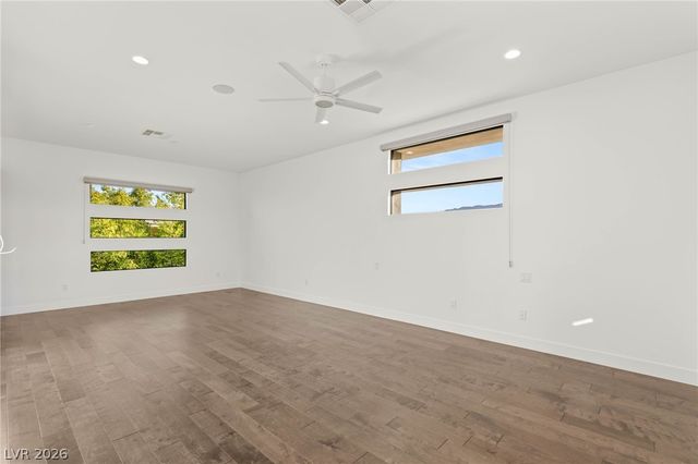 15 Gemstar Lane, Las Vegas, NV 89135