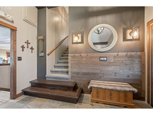 426 CARTHAGE Ave, Eugene, OR 97404