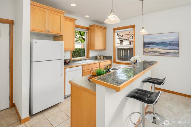 5614 Fauntleroy Way SW, Seattle, WA 98136