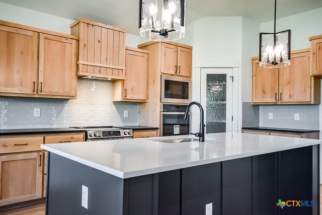 8702 Kayla Christine Drive, Killeen, TX 76542