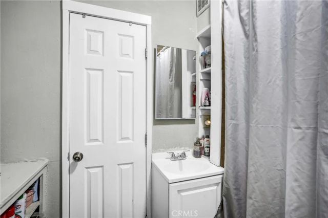 16853 Forrest, Victorville, CA 92395