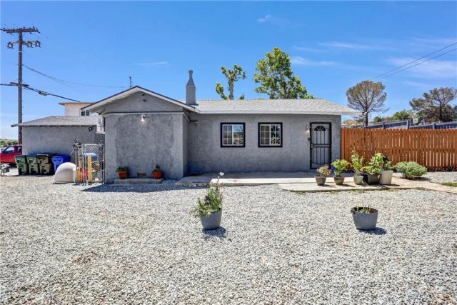 16853 Forrest, Victorville, CA 92395