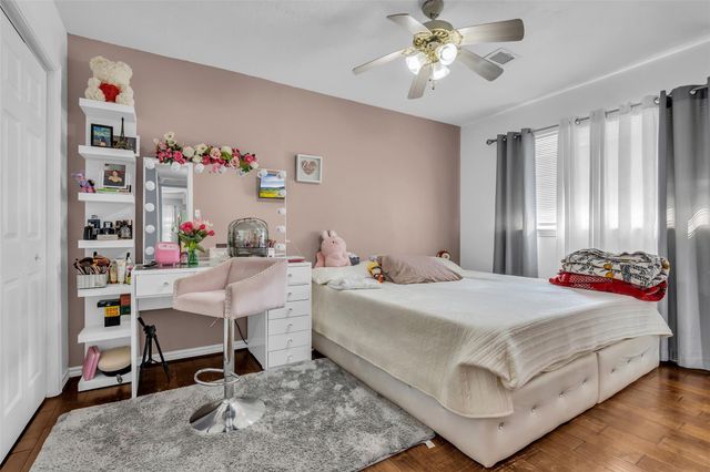 10730 Filey Lane, Houston, TX 77013