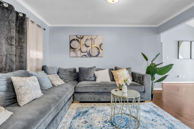 10730 Filey Lane, Houston, TX 77013