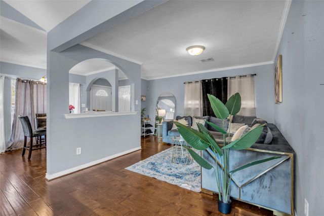 10730 Filey Lane, Houston, TX 77013