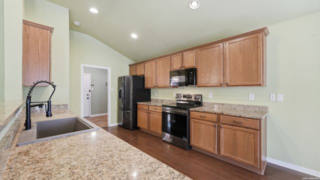1210 Mineral Hills, San Antonio, TX 78260