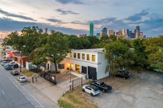 1212 Riverfront Boulevard 102, Dallas, TX 75207