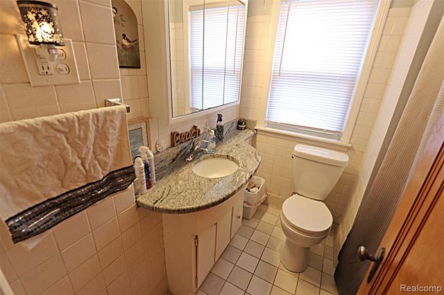 3321 Campbell Street, Dearborn, MI 48124