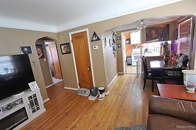 3321 Campbell Street, Dearborn, MI 48124