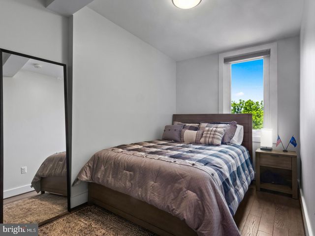 1279 OATES ST NE, Washington, DC 20002