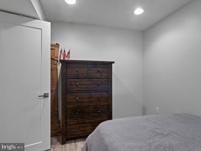 1279 OATES ST NE, Washington, DC 20002