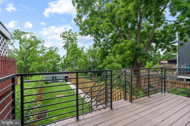 1279 OATES ST NE, Washington, DC 20002