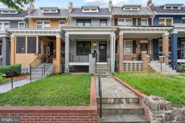 1279 OATES ST NE, Washington, DC 20002