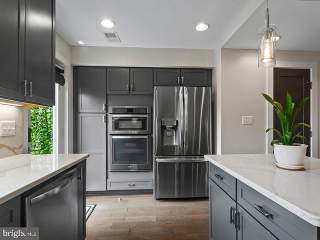1279 OATES ST NE, Washington, DC 20002