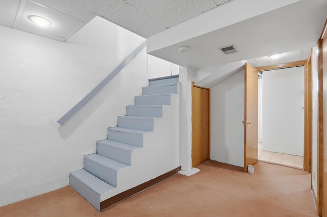 3001 Davenport Avenue, Davenport, IA 52803