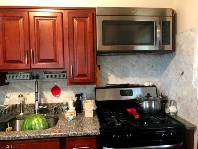 263 Richmond Ave, Paterson City, NJ 07502