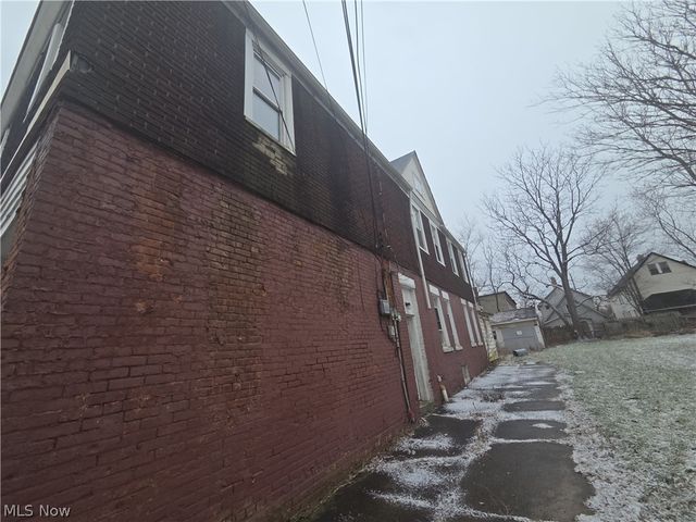 3690 E 50th Street, Cleveland, OH 44105