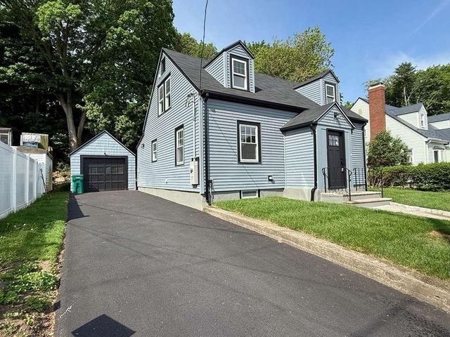 714 Lynnfield St, Lynn, MA 01904