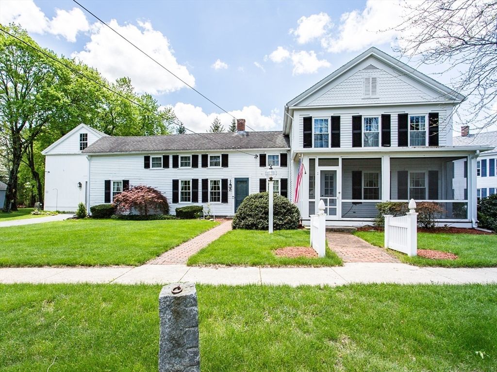 67 E Main St, West Brookfield, MA 01585
