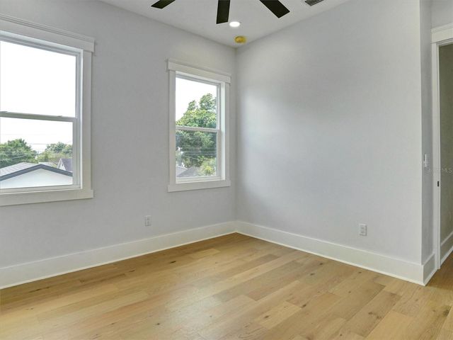 1420 36TH AVENUE N, St Petersburg, FL 33704