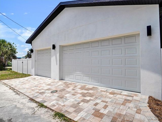 1420 36TH AVENUE N, St Petersburg, FL 33704
