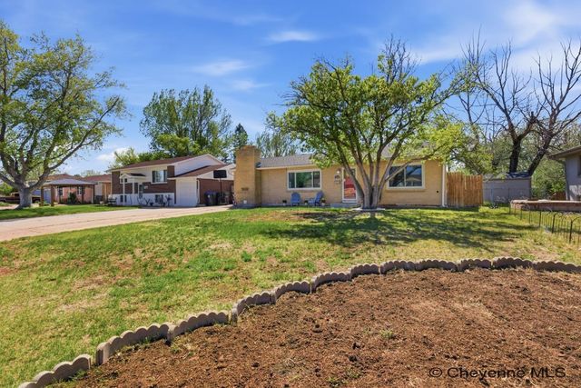 1410 MADISON AVE, Cheyenne, WY 82001