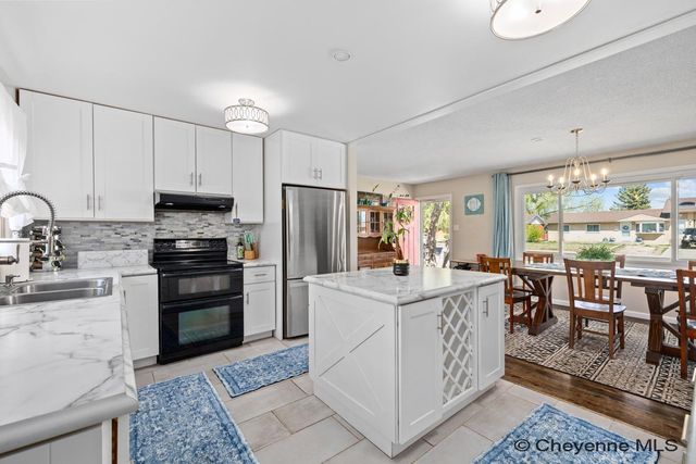 1410 MADISON AVE, Cheyenne, WY 82001