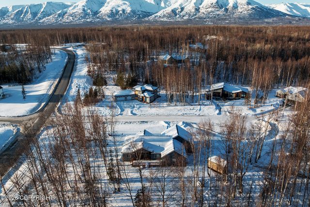 8028 E Yarn Spinner Circle, Palmer, AK 99645