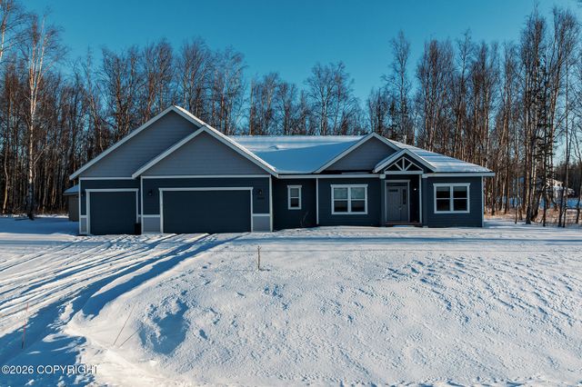8028 E Yarn Spinner Circle, Palmer, AK 99645
