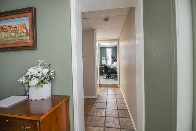 1112 Sidney Baker, Kerrville, TX 78028