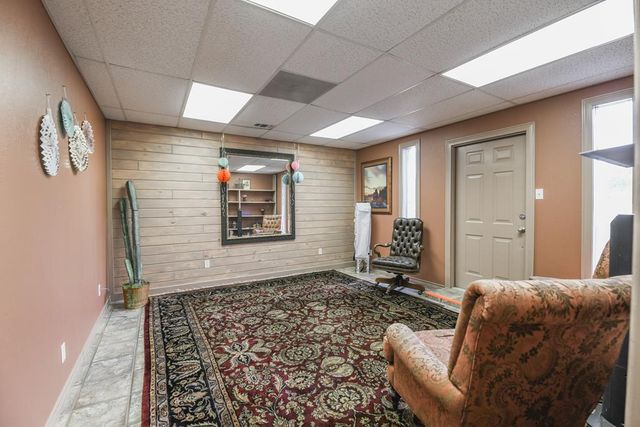 1112 Sidney Baker, Kerrville, TX 78028