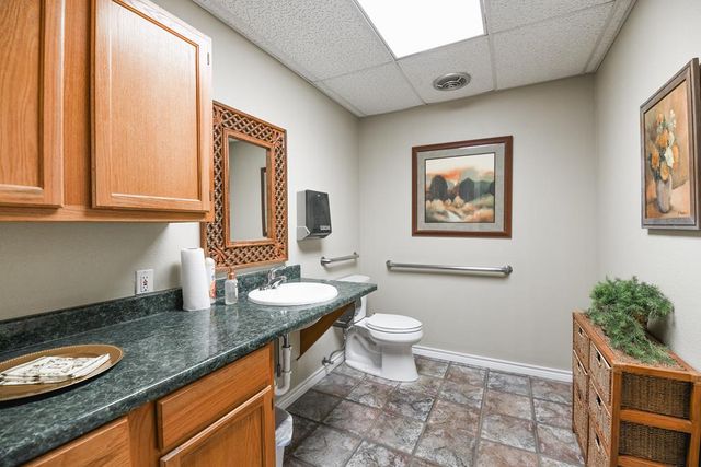 1112 Sidney Baker, Kerrville, TX 78028