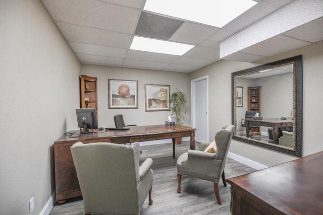 1112 Sidney Baker, Kerrville, TX 78028