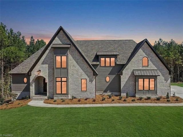 7685 Manderley Drive, Oak Ridge, NC 27310