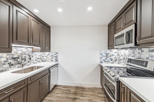 2929 Buffalo Speedway A1611, Houston, TX 77098