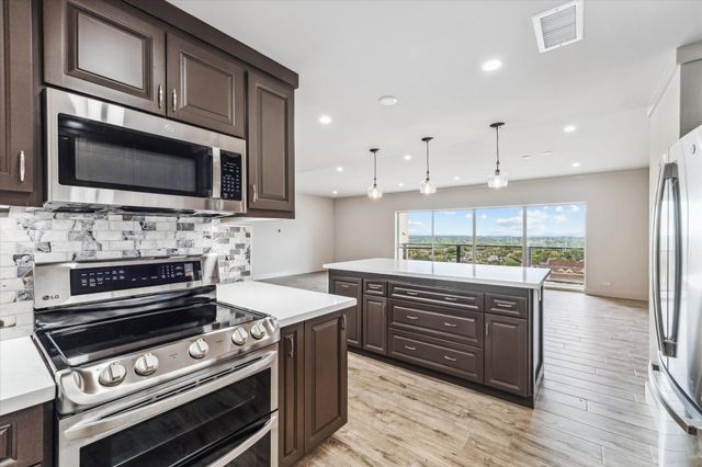 2929 Buffalo Speedway A1611, Houston, TX 77098