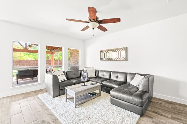 612 Morning View Way, Murphy, TX 75094