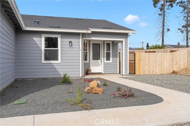 1863 Conifer, Paradise, CA 95969