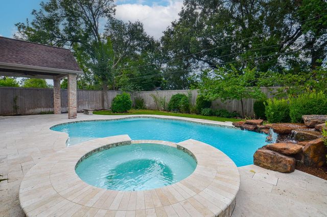 5413 De Milo Drive, Houston, TX 77092