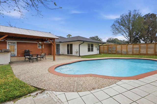 4125 Lymbar Drive, Houston, TX 77025