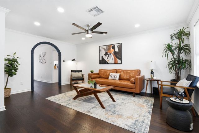 4125 Lymbar Drive, Houston, TX 77025