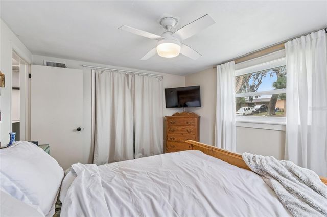 5329 FOREST HILLS DRIVE, Holiday, FL 34690