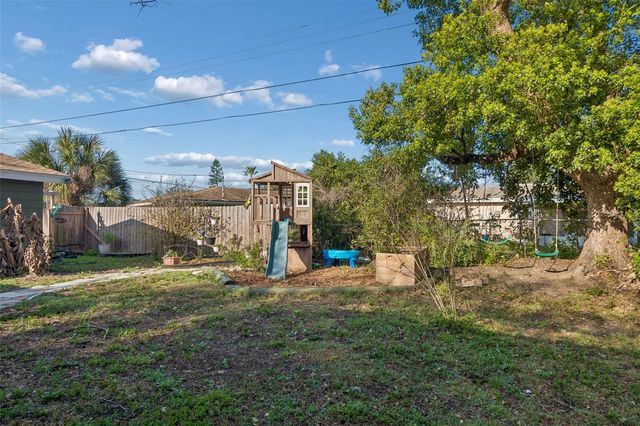 5329 FOREST HILLS DRIVE, Holiday, FL 34690