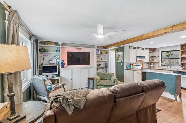 5329 FOREST HILLS DRIVE, Holiday, FL 34690