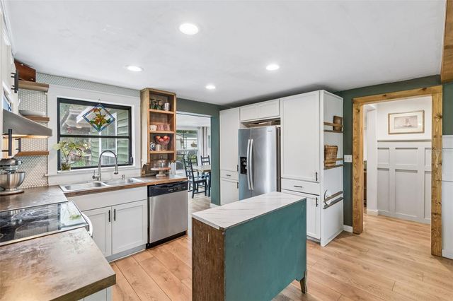 5329 FOREST HILLS DRIVE, Holiday, FL 34690