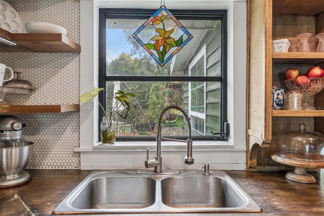 5329 FOREST HILLS DRIVE, Holiday, FL 34690