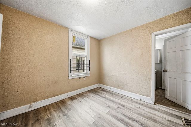 798 E 100th Street, Cleveland, OH 44108