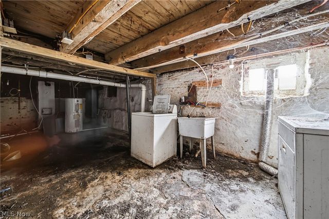 798 E 100th Street, Cleveland, OH 44108